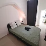 Le Refuge De L'ecusson - T2 Centre-ville, Wifi Apartament