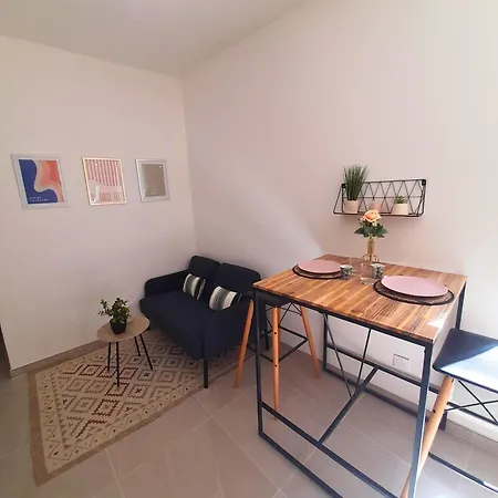Le Refuge De L'écusson - T2 Centre-ville, Wifi Montpellier