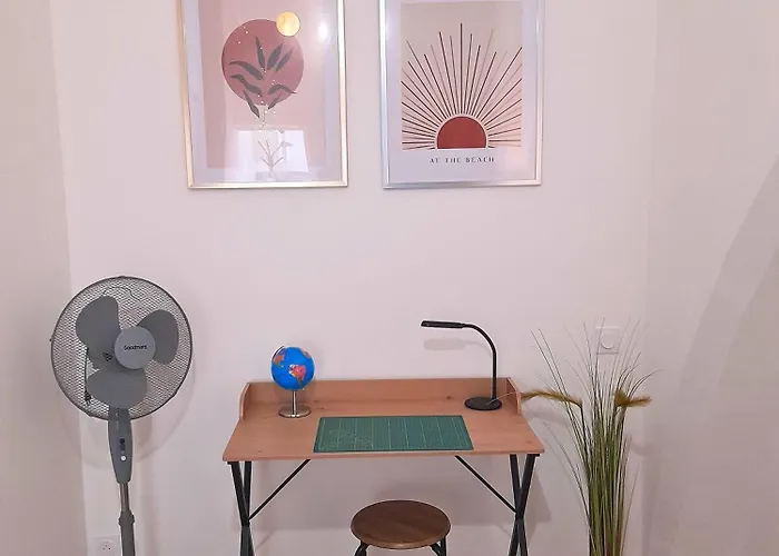 Le Refuge De L'ecusson - T2 Centre-ville, Wifi Μονπελιέ